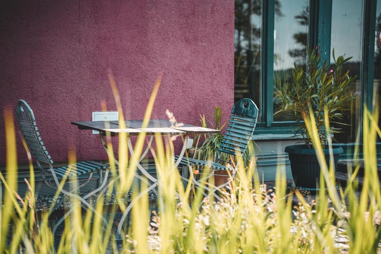 Black Tiger Seaside - Ferienwohnungen Direkt Am See Garden Zewnętrze zdjęcie