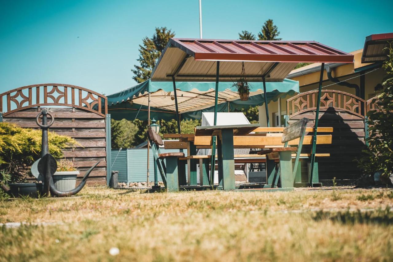 Black Tiger Seaside - Ferienwohnungen Direkt Am See Garden Zewnętrze zdjęcie