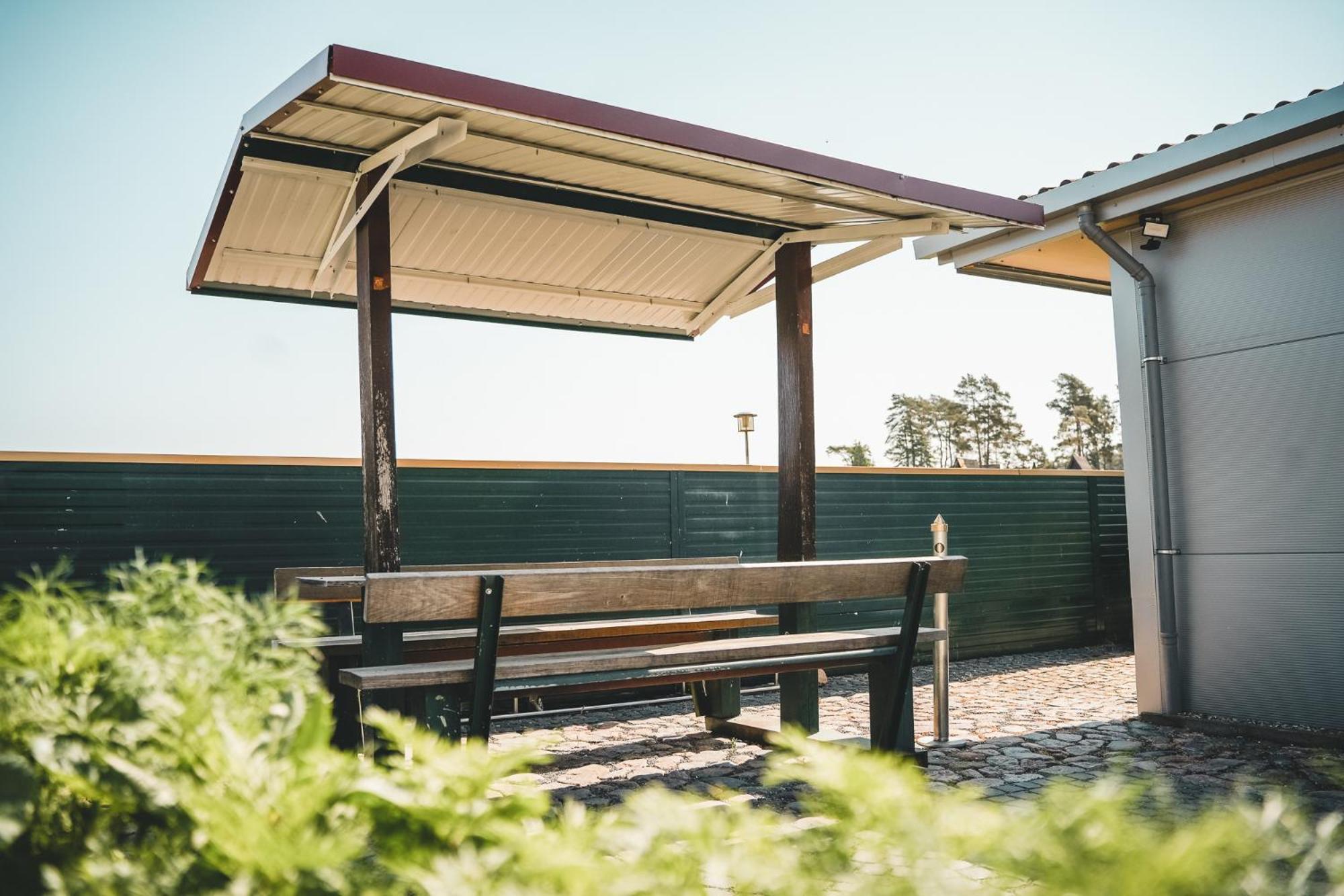 Black Tiger Seaside - Ferienwohnungen Direkt Am See Garden Zewnętrze zdjęcie
